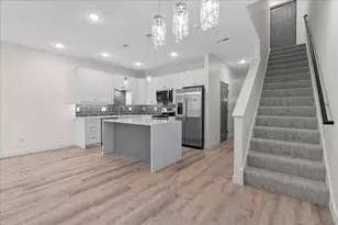 425 W 8th St, New Richmond, WI 54017 - Photo 3