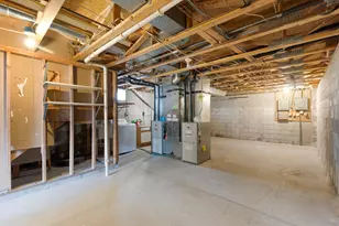 695 Hague Ave, Saint Paul, MN 55104 - Photo 25