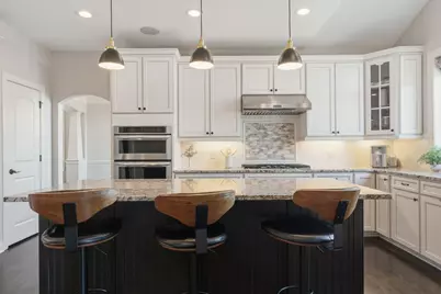 9889 Frederick Place, Eden Prairie, MN 55347 - Photo 15