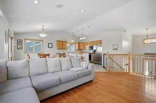 750 22nd St SE, Owatonna, MN 55060 - Photo 5