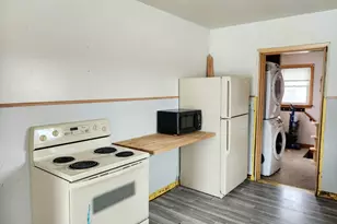 910 11th St, International Falls, MN 56649 - Photo 9