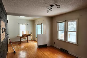 910 11th St, International Falls, MN 56649 - Photo 7