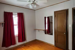 910 11th St, International Falls, MN 56649 - Photo 15