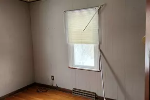 910 11th St, International Falls, MN 56649 - Photo 13