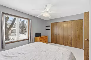 10186 Quaker Ln N, Maple Grove, MN 55369 - Photo 13