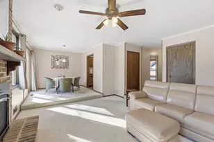 10186 Quaker Ln N, Maple Grove, MN 55369 - Photo 5