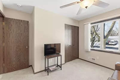 10186 Quaker Lane N, Maple Grove, MN 55369 - Photo 17