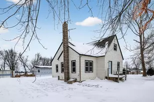 8225 485th St, Kenyon, MN 55946 - Photo 3