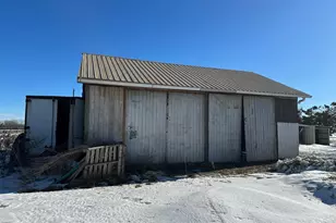 8225 485th St, Kenyon, MN 55946 - Photo 33