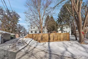 3407 26th Ave N, Golden Valley, MN 55422 - Photo 11