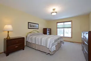 6463 Brook Ln, Savage, MN 55378 - Photo 9