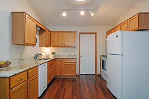 6463 Brook Ln, Savage, MN 55378 - Photo 1