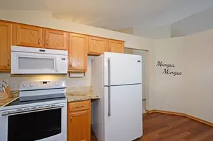 6463 Brook Ln, Savage, MN 55378 - Photo 3