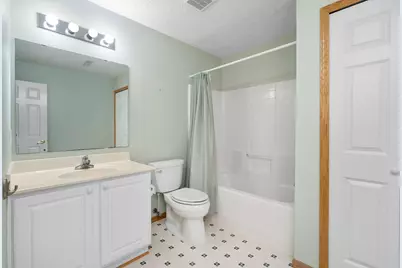 8042 Autumn Ridge Way, Chanhassen, MN 55317 - Photo 23