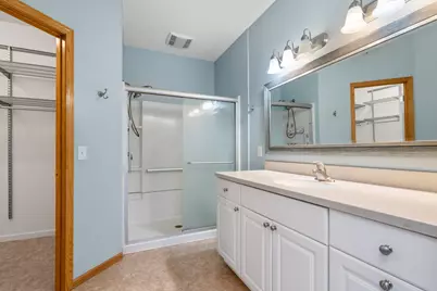 8042 Autumn Ridge Way, Chanhassen, MN 55317 - Photo 15