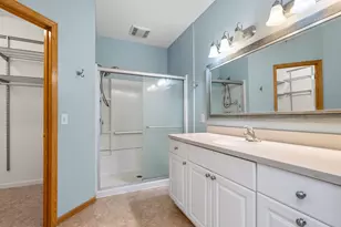 8042 Autumn Ridge Way, Chanhassen, MN 55317 - Photo 15