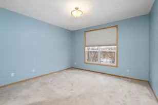 8042 Autumn Ridge Way, Chanhassen, MN 55317 - Photo 13