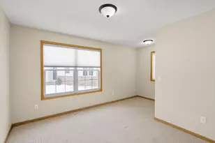 8042 Autumn Ridge Way, Chanhassen, MN 55317 - Photo 17