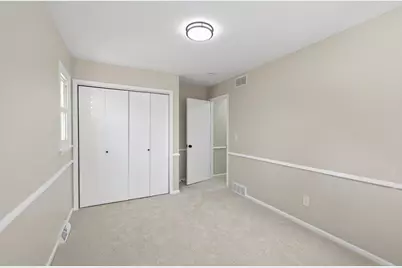 250 20th Avenue S, South Saint Paul, MN 55075 - Photo 27