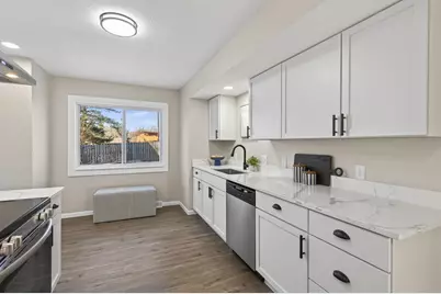 250 20th Avenue S, South Saint Paul, MN 55075 - Photo 19