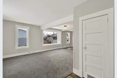 213 2nd Street S, Wahpeton,  58075 - Photo 5