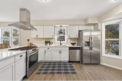 8295 Jewel Avenue S, Cottage Grove, MN 55016 - Photo 11