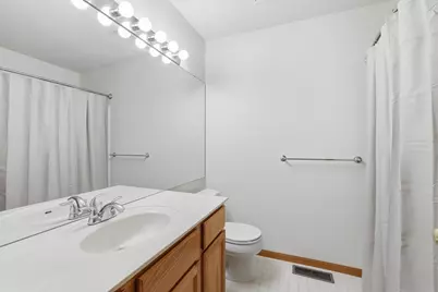 677 Mariner Way, Woodbury, MN 55129 - Photo 15