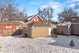 302 S Oak St, Hendricks, MN 56136 - Photo 5