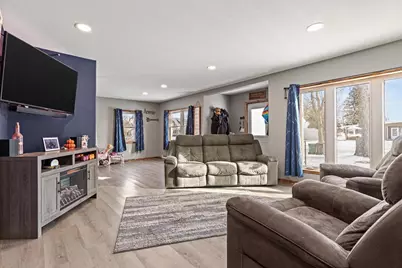 302 S Oak Street, Hendricks, MN 56136 - Photo 13