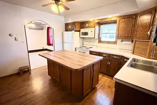 318 South St, Paynesville, MN 56362 - Photo 7