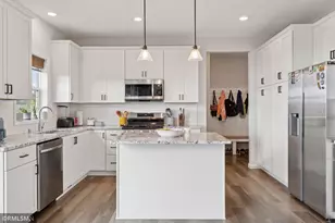 6388 Jeffery Ave S, Cottage Grove, MN 55016 - Photo 13