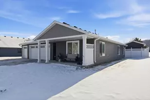 918 21st St, Wabasha, MN 55981 - Photo 3