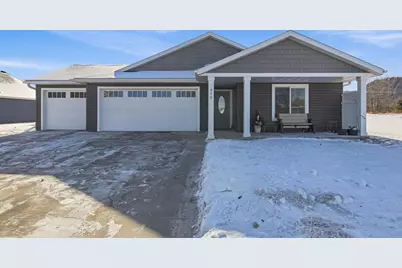 918 21st Street, Wabasha, MN 55981 - Photo 1