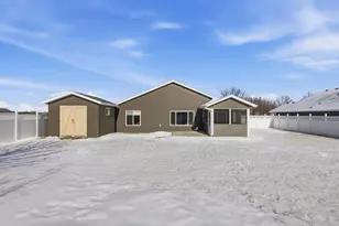 918 21st St, Wabasha, MN 55981 - Photo 5