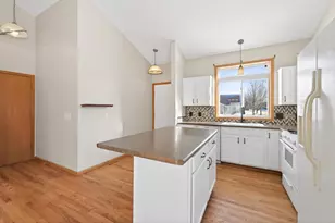 1596 Chartreux Ave, Shakopee, MN 55379 - Photo 7