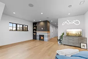 1105 Tanager Hl, Wayzata, MN 55391 - Photo 31