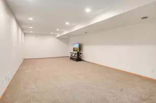 17896 Glasgow Way, Lakeville, MN 55044 - Photo 23