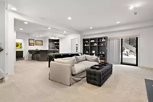 5200 Malibu Dr, Edina, MN 55436 - Photo 49