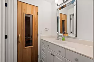 5200 Malibu Dr, Edina, MN 55436 - Photo 59