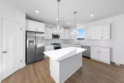 903 149th Lane NW, Andover, MN 55304 - Photo 9