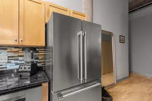 521 S 7th St, Minneapolis, MN 55415 - Photo 7