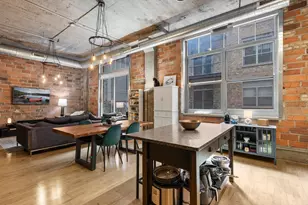 521 S 7th St, Minneapolis, MN 55415 - Photo 11