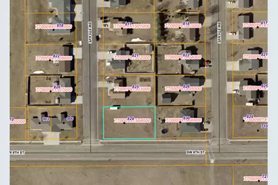 829 9th Avenue SW, Perham, MN 56573 - Photo 3