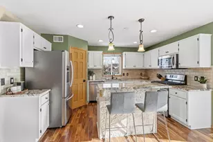 144 Century Trl, Lino Lakes, MN 55014 - Photo 9