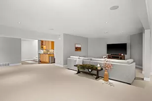 560 Marshall St, Duluth, MN 55803 - Photo 49