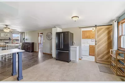 125 S Eagle Street, Belle Plaine, MN 56011 - Photo 7