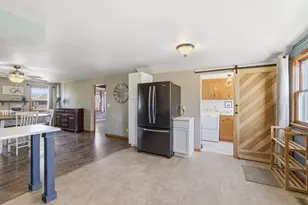 125 S Eagle St, Belle Plaine, MN 56011 - Photo 7