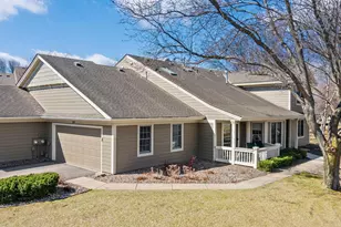 809 Ivy Ln, Eagan, MN 55123 - Photo 1