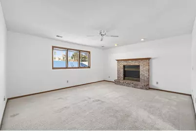 8446 Jergen Avenue S, Cottage Grove, MN 55016 - Photo 5