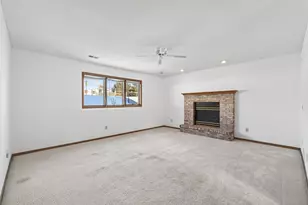 8446 Jergen Ave S, Cottage Grove, MN 55016 - Photo 5